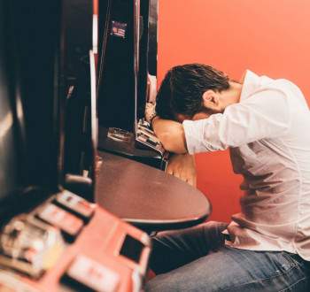 Игромания в Академическом районе